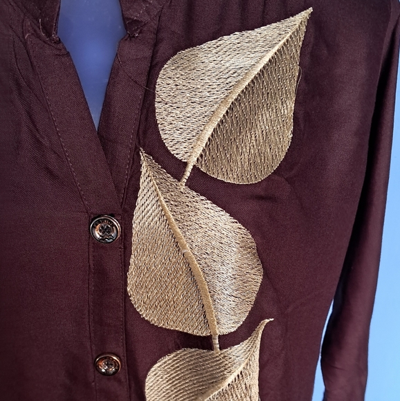 Unique Leaf Golden Embroidered Brown Kurta - Picture 4 of 6